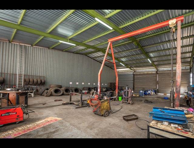 2,289M² WAREHOUSE SOLD IN VULCANIA